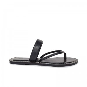 Black Women Bernardo Leia Thong Flat Sandals | PCD945CQ