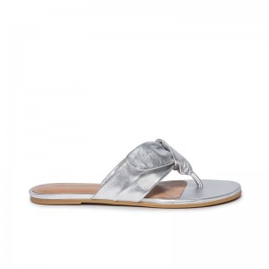 Silver Women Bernardo Harmony Thong Slide Sandals | DPC957ZV