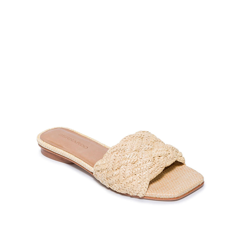 Beige Women Bernardo Pixie Slide Sandals | WAU997MG