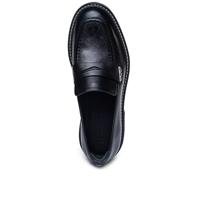 Black Women Bernardo Chandler Lug-Sole Loafers | CNO5132CF