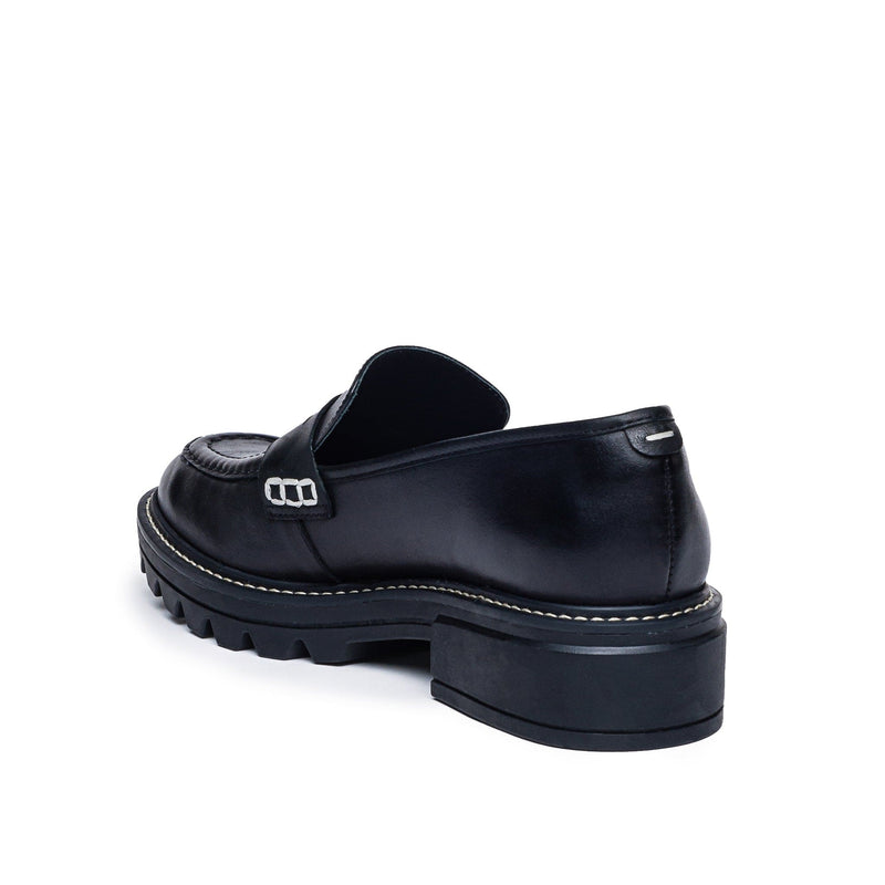 Black Women Bernardo Chandler Lug-Sole Loafers | CNO5132CF