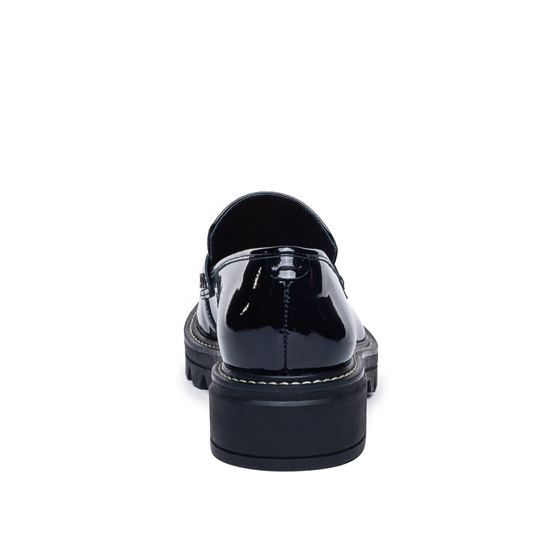 Black Women Bernardo Chandler Lug-Sole Loafers | XBJ8512OF