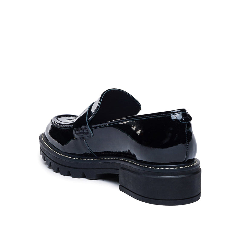 Black Women Bernardo Chandler Lug-Sole Loafers | XBJ8512OF