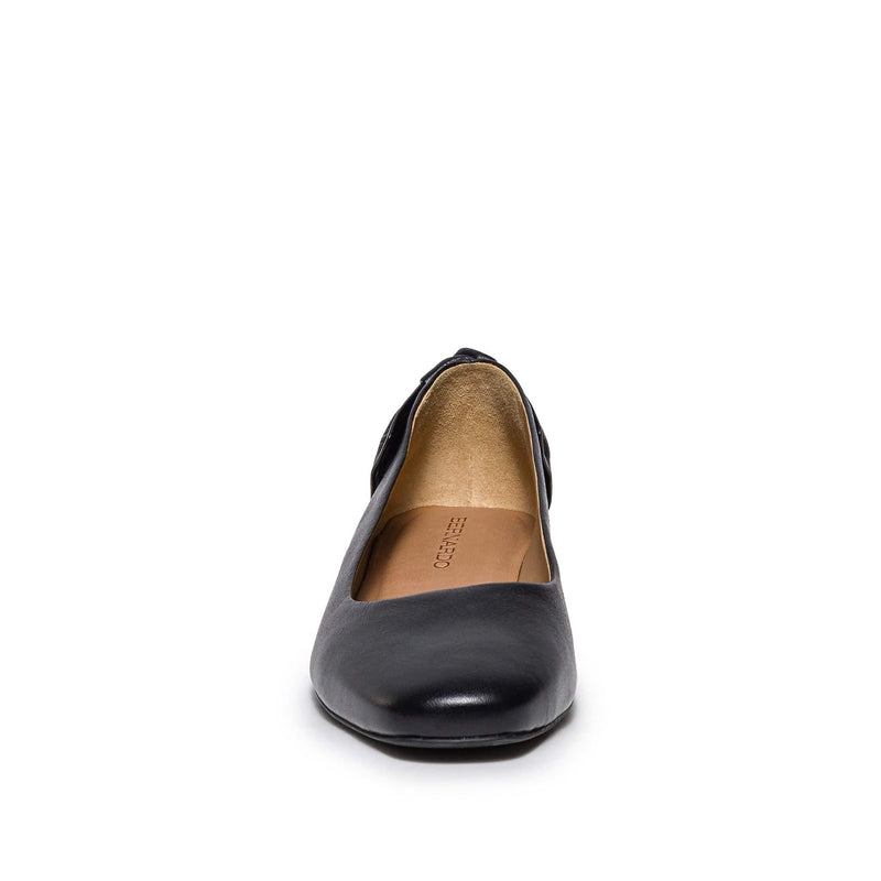 Black Women Bernardo Eloisa Bow Ballet Flats | UQQ7496KW