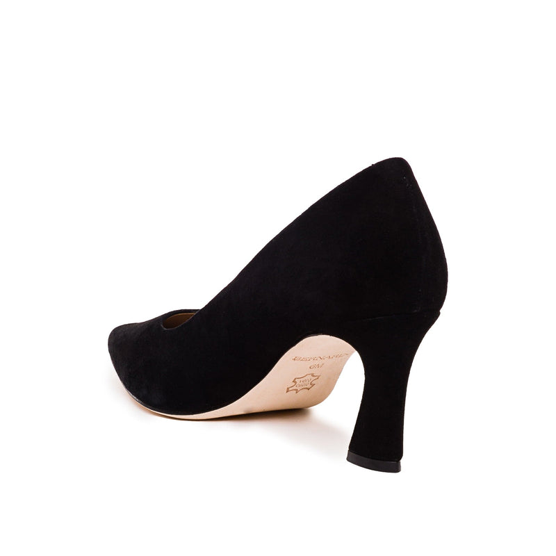 Black Women Bernardo Faryn Pointed-Toe Pumps | LHF69100BG