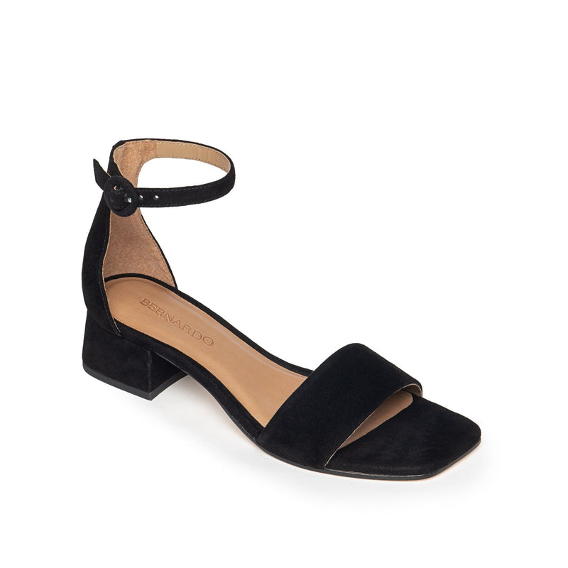 Black Women Bernardo Jalena Low Heels Sandals | AKX9243YP