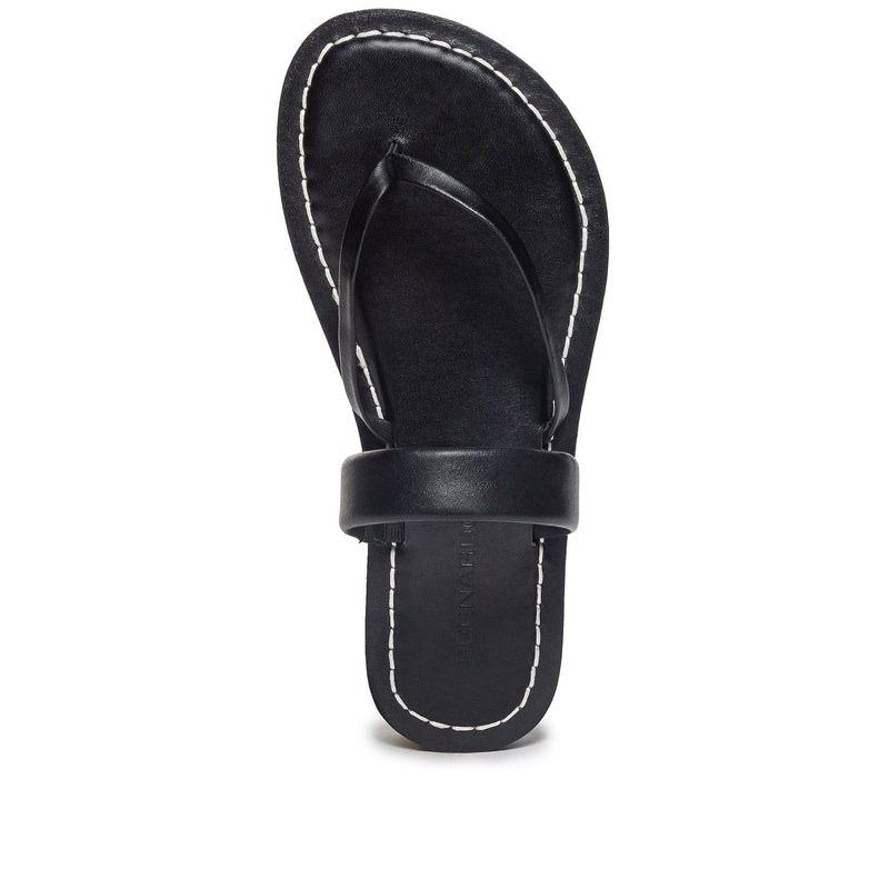 Black Women Bernardo Leia Thong Flat Sandals | PCD945CQ