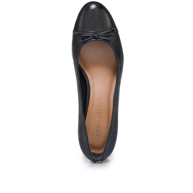 Black Women Bernardo Marisol Ballerina Pumps | NTA67100XH