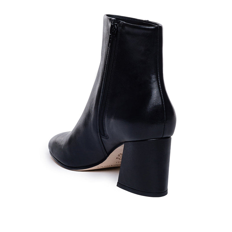 Black Women Bernardo Nola Ankle Boots | USS7326GY