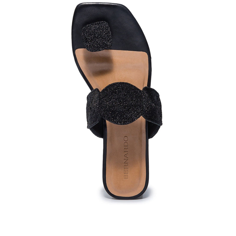 Black Women Bernardo Palermo Flat Sandals | EAB9824LC