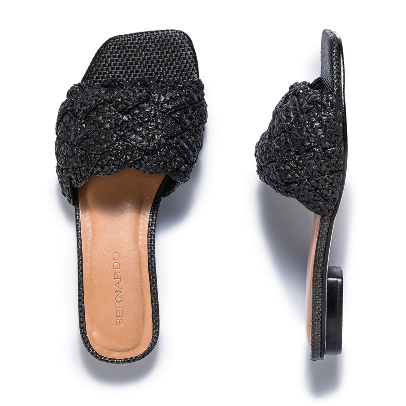 Black Women Bernardo Pixie Flat Sandals | ARC59100VA