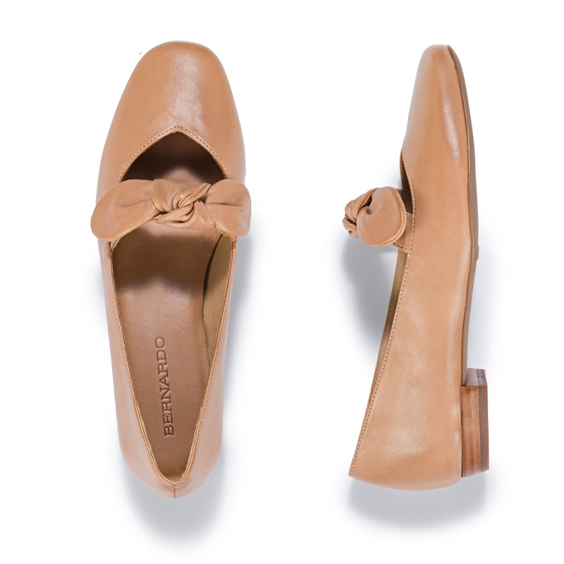 Brown Women Bernardo Emersyn Ballet Flats | SPJ1166CQ