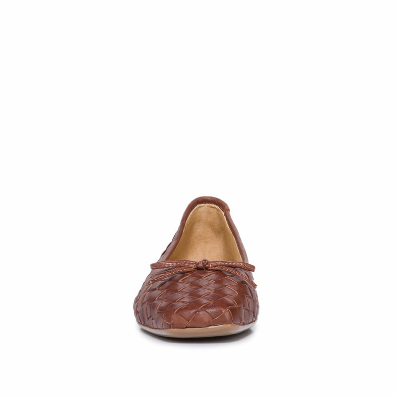 Chocolate Women Bernardo Gwynn Woven Ballet Flats | ILR10013FO