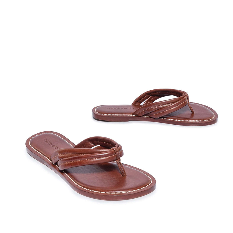 Chocolate Women Bernardo Miami Thong Slide Sandals | VDF1031XN