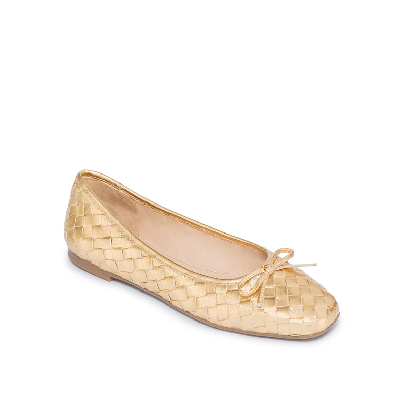 Gold Women Bernardo Gwynn Woven Ballet Flats | WZC6048VE