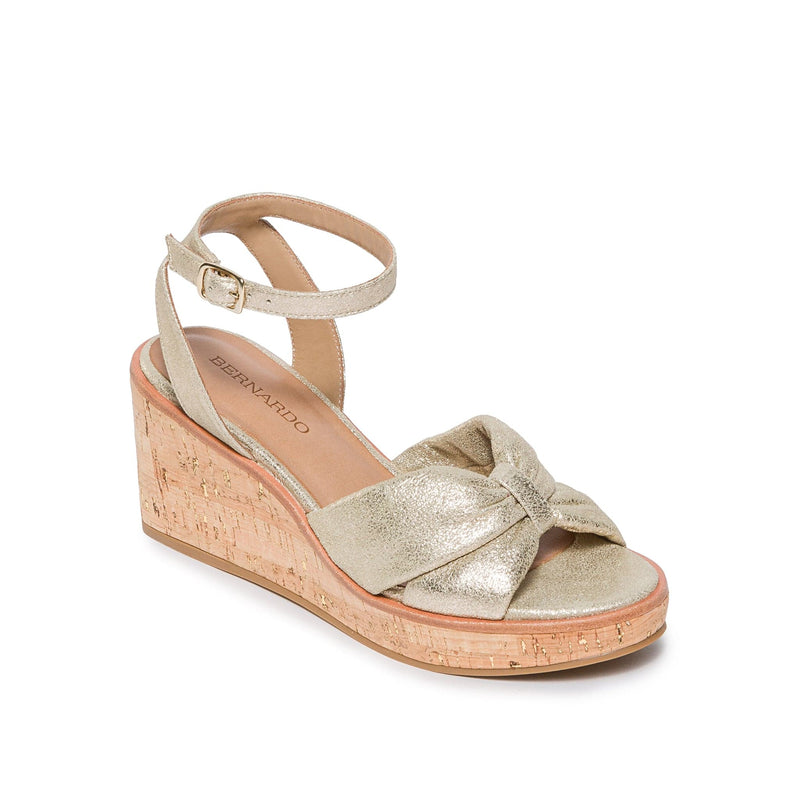 Gold Women Bernardo Kearny Wedge Sandals | OOR1001UH