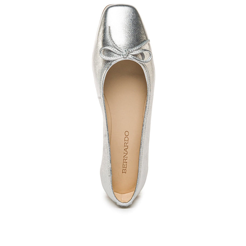 Silver Women Bernardo Gwynn Ballet Flats | SMY7523LN