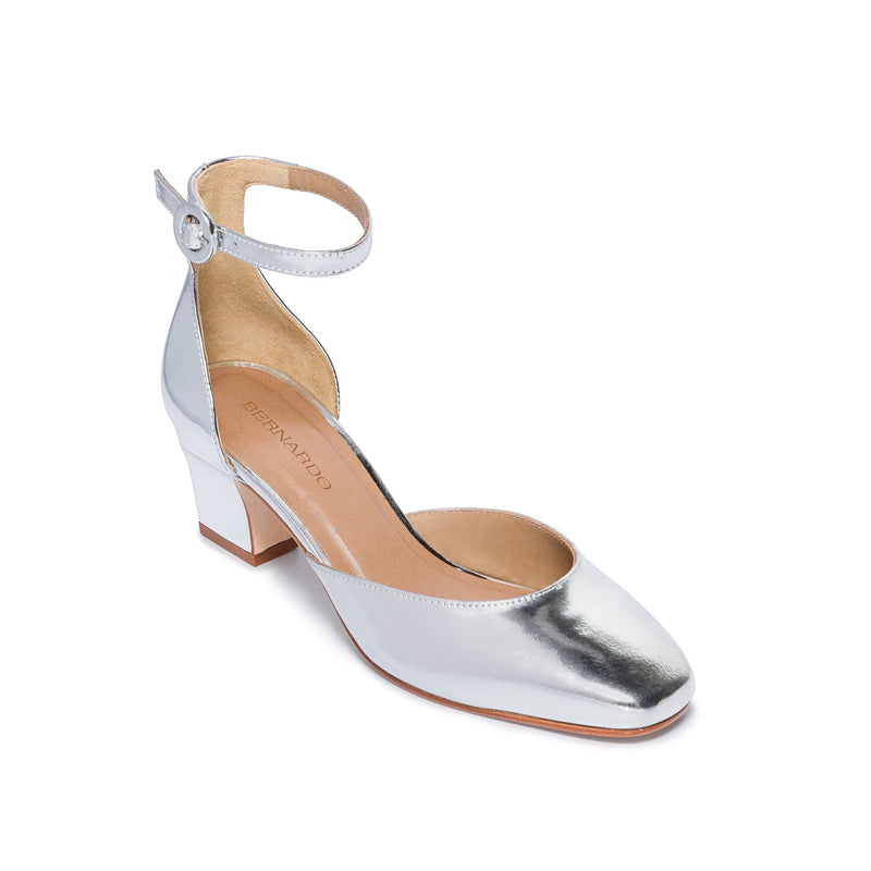 Silver Women Bernardo Remy Mary Jane Pumps | ODE1947TG