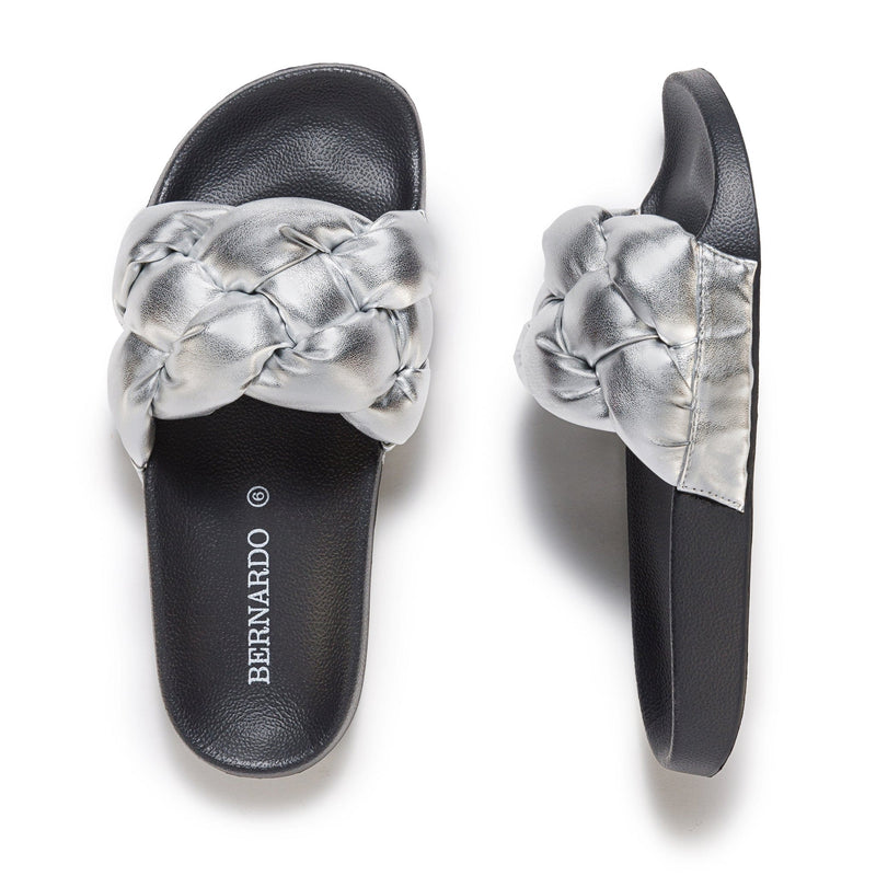 Silver Women Bernardo Rylee Pool Slide Sandals | ADY3044DJ